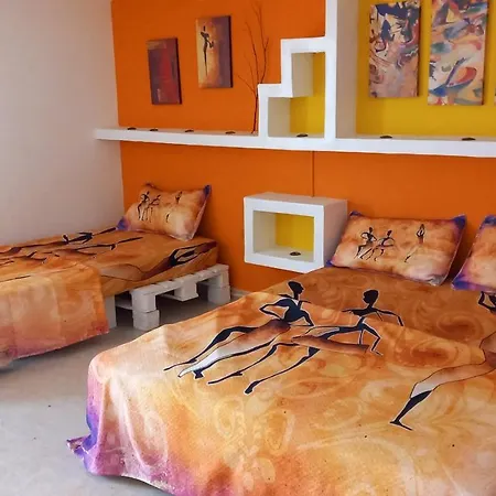 Carlotta Apartman