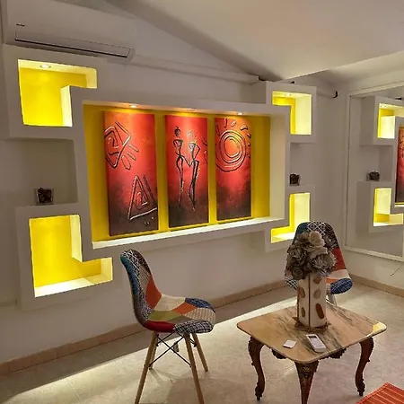 Carlotta Apartman